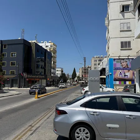 Flat On Mehmet Akif Street Apartman