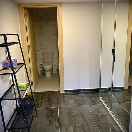 Flat On Mehmet Akif Street Apartman *